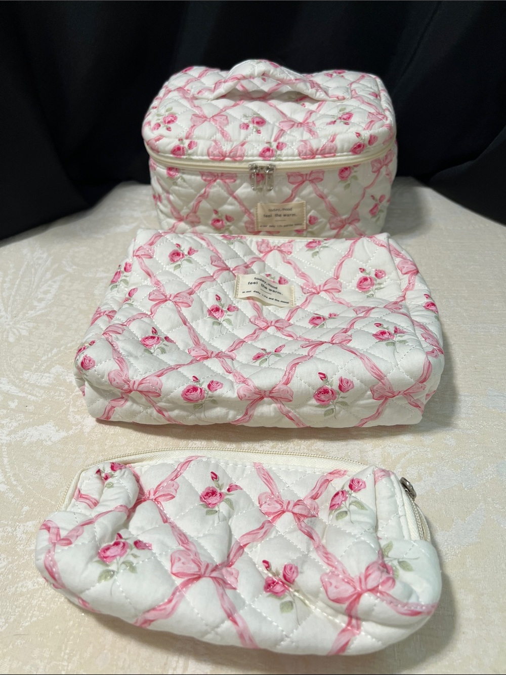 Source Unknown Pink & White Quilted Floral Cosmetic Bag Set